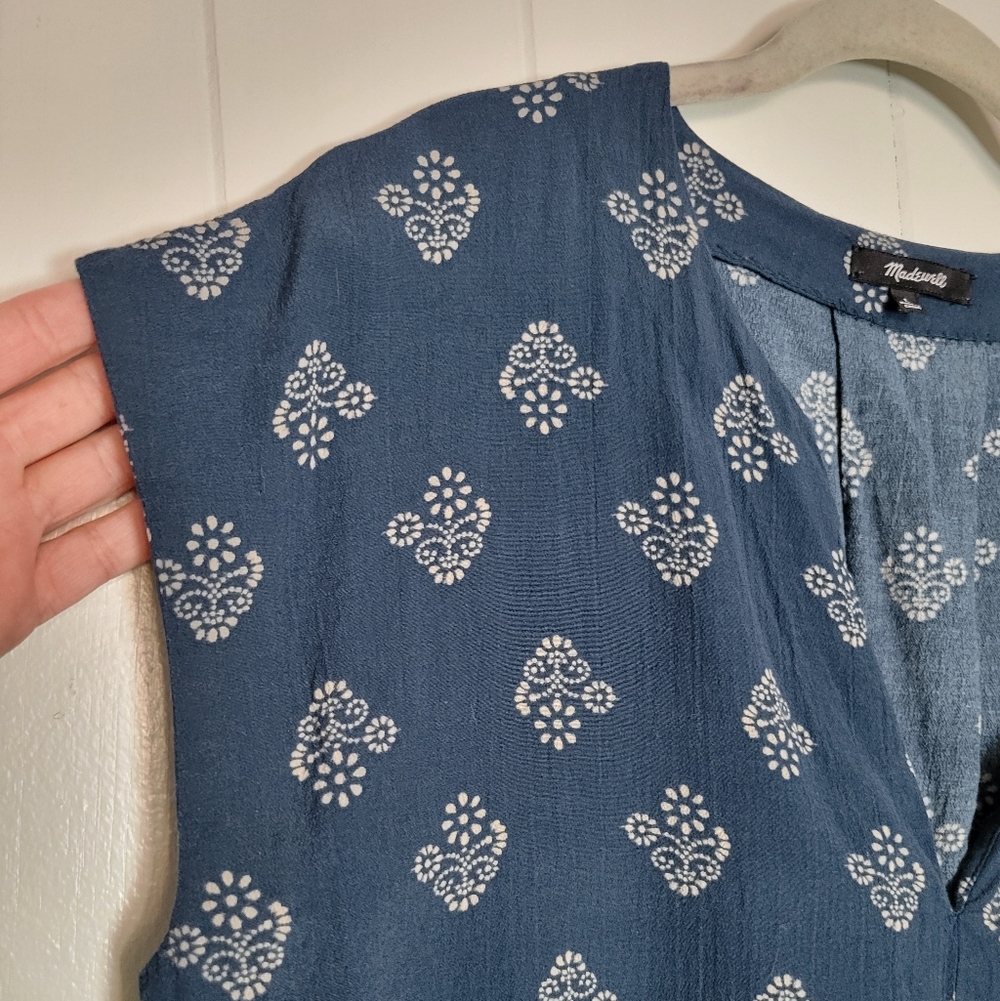 Madewell Skylight Side-Tie Top In Floral Retro Navy Pattern - Picture 4 of 11
